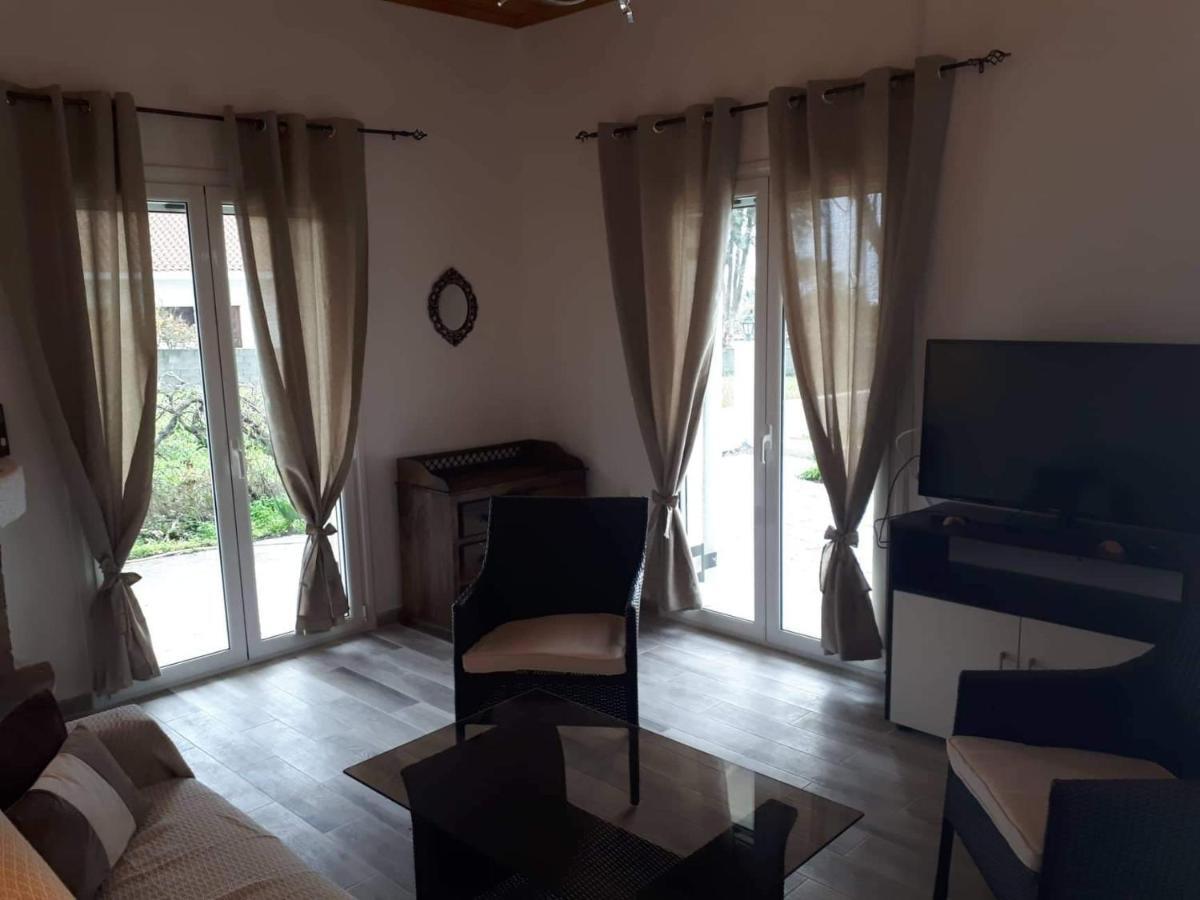 Villa Riviera Agios Georgios  Eksteriør billede